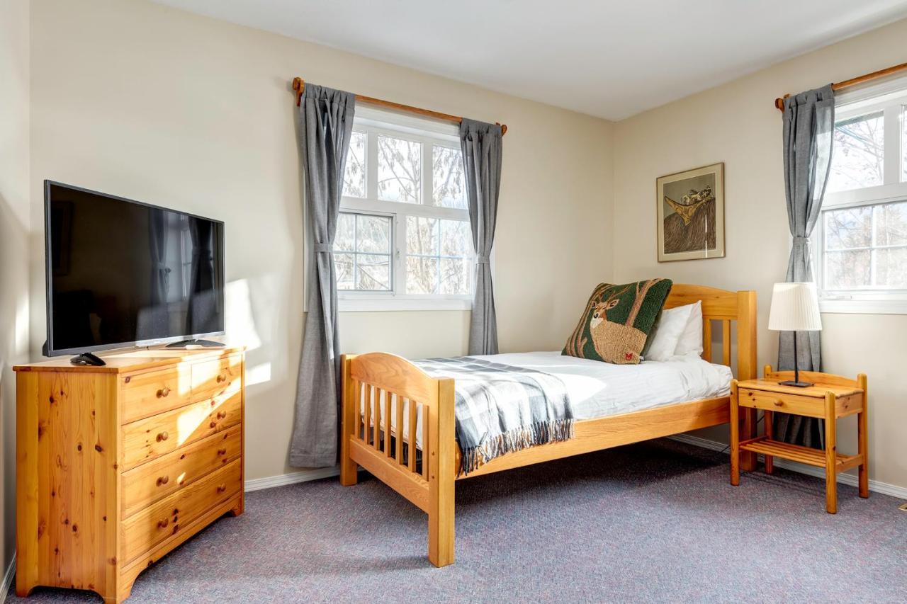 Courthouse Inn Revelstoke Dış mekan fotoğraf